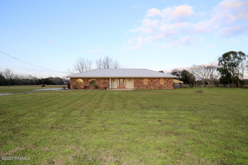 1828 Robert Road Erath, LA 70533 - Photo 1 of 32 IMG_2103