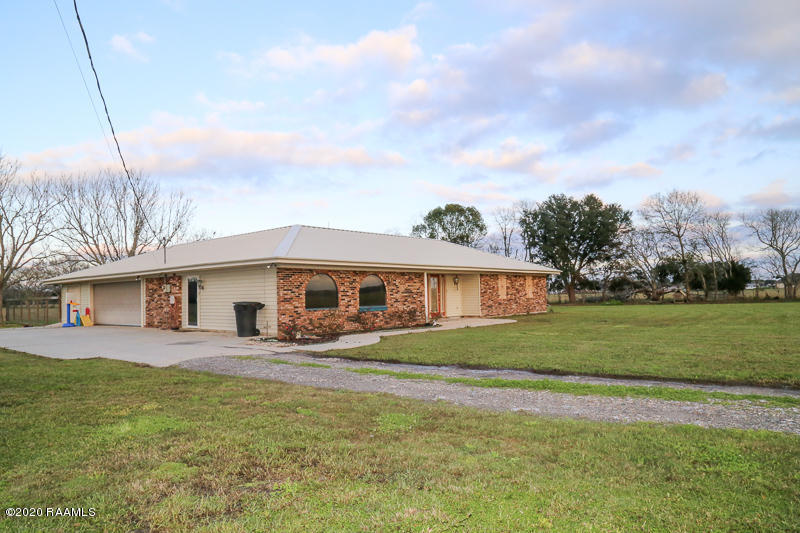 1828 Robert Road Erath, LA 70533 - Photo 12 of 32 IMG_2113