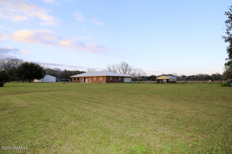 1828 Robert Road Erath, LA 70533 - Photo 6 of 32 IMG_2105