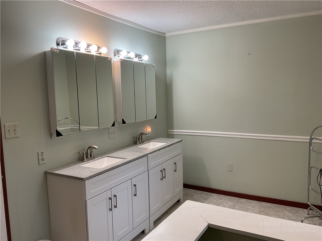 3162 Chestnut Grove Church Road Sparta, NC 28675 - Photo 25 of 45