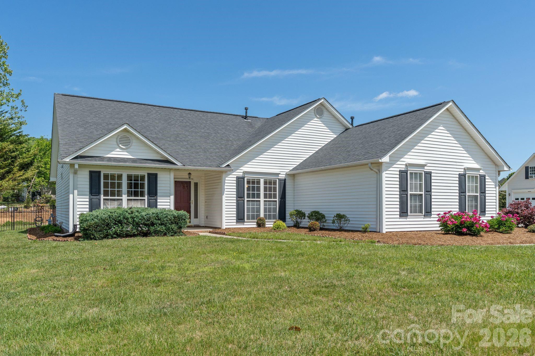 446 Planters Creek Road Fletcher, NC 28732 - Photo 4 of 47
