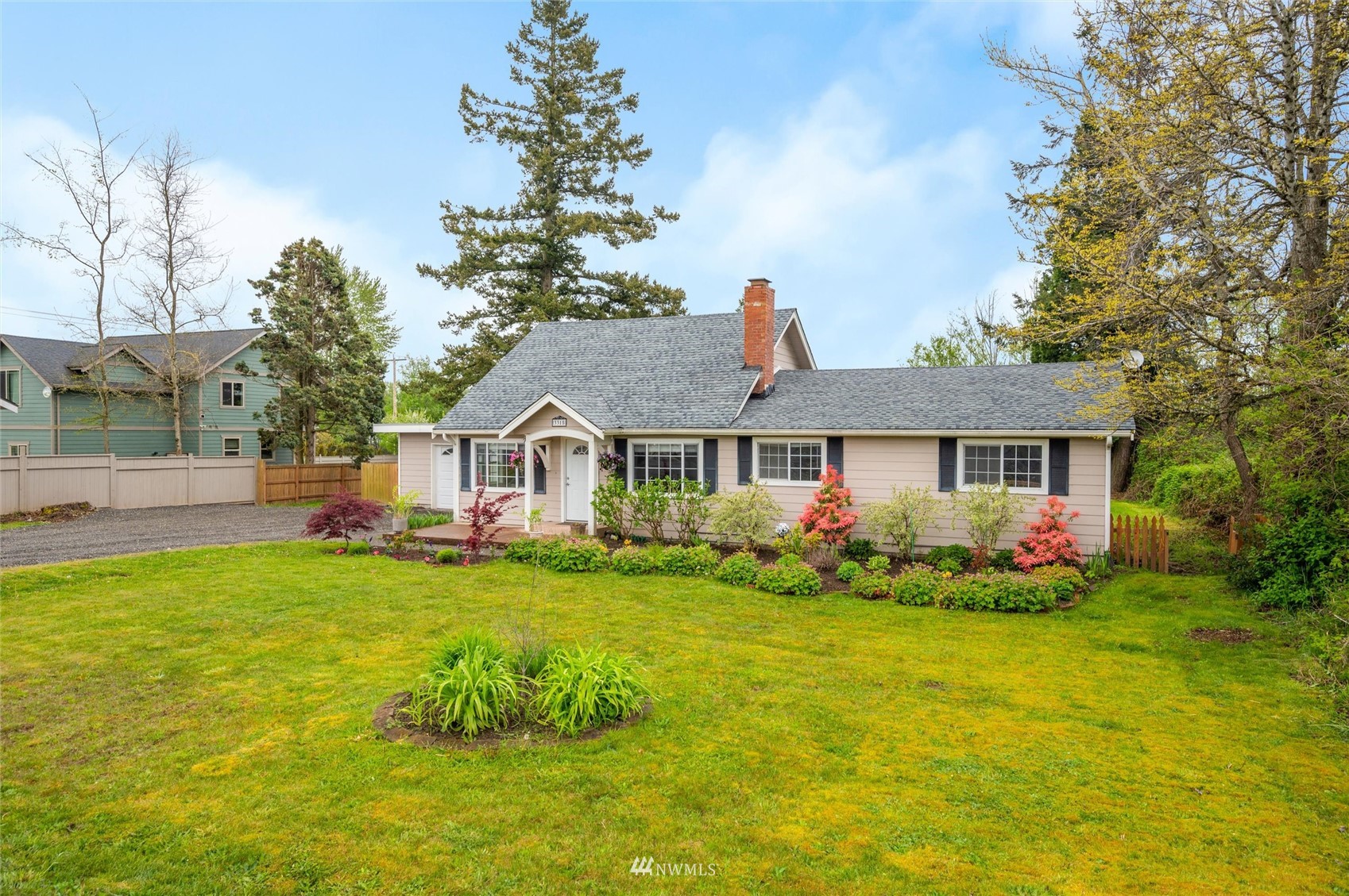 3315 Mountain View Road Ferndale, WA 98248 - Photo 36 of 36 a front view of a house with garden