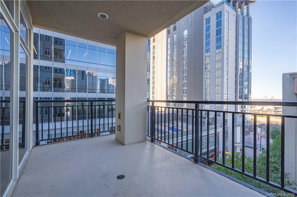 230 South Tryon Street, Unit 511 Charlotte, NC 28202 - Photo 2 of 30