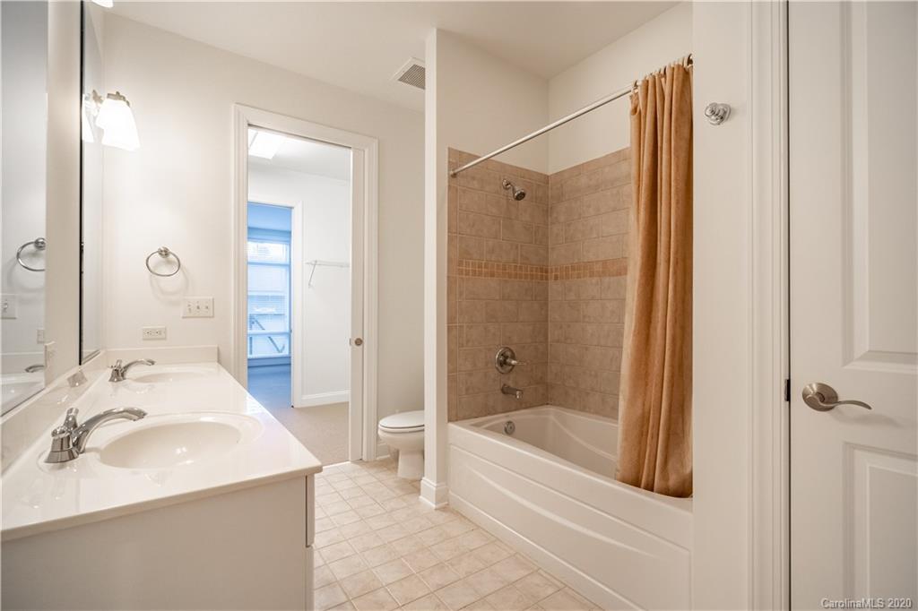 230 South Tryon Street, Unit 511 Charlotte, NC 28202 - Photo 13 of 30