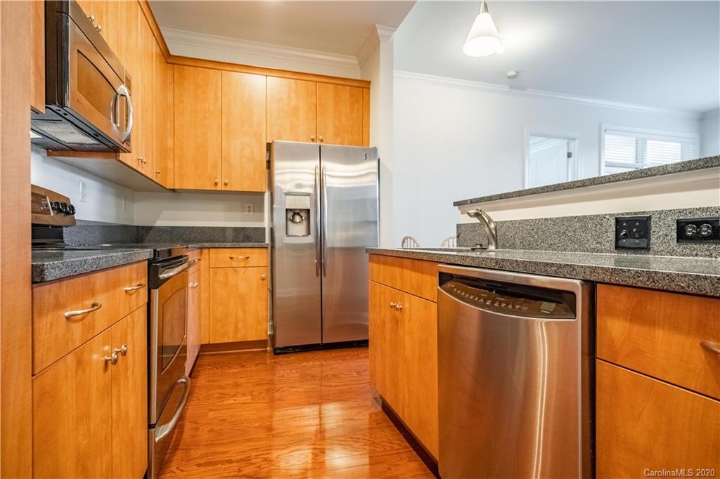 230 South Tryon Street, Unit 511 Charlotte, NC 28202 - Photo 21 of 30