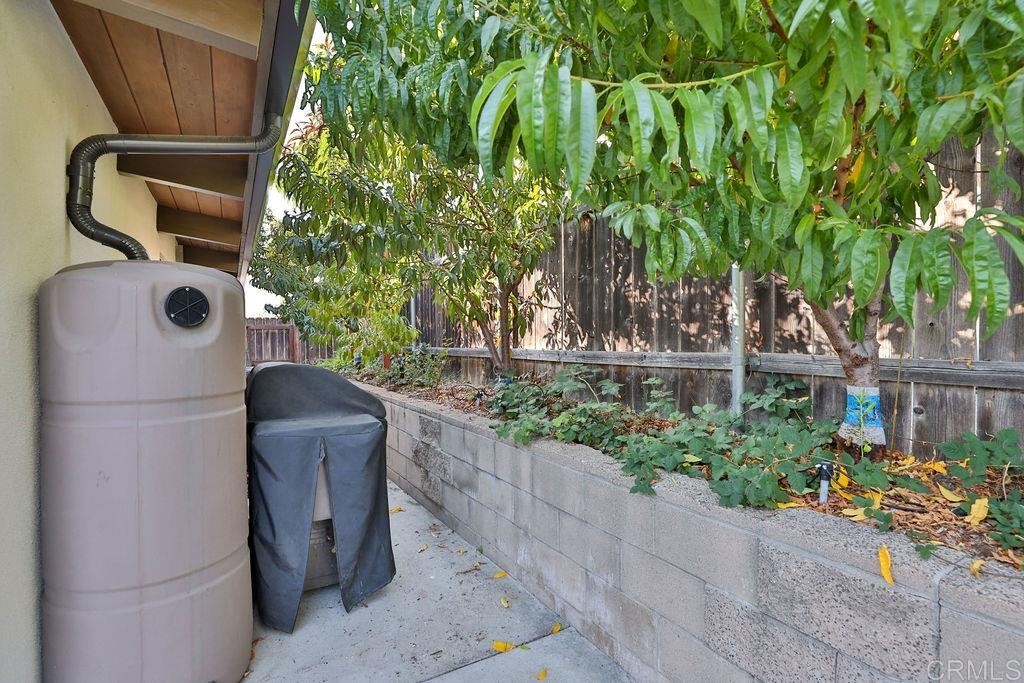 3573 Chasewood Drive San Diego, CA 92111 - Photo 41 of 57 a backyard of a house with lots of green space
