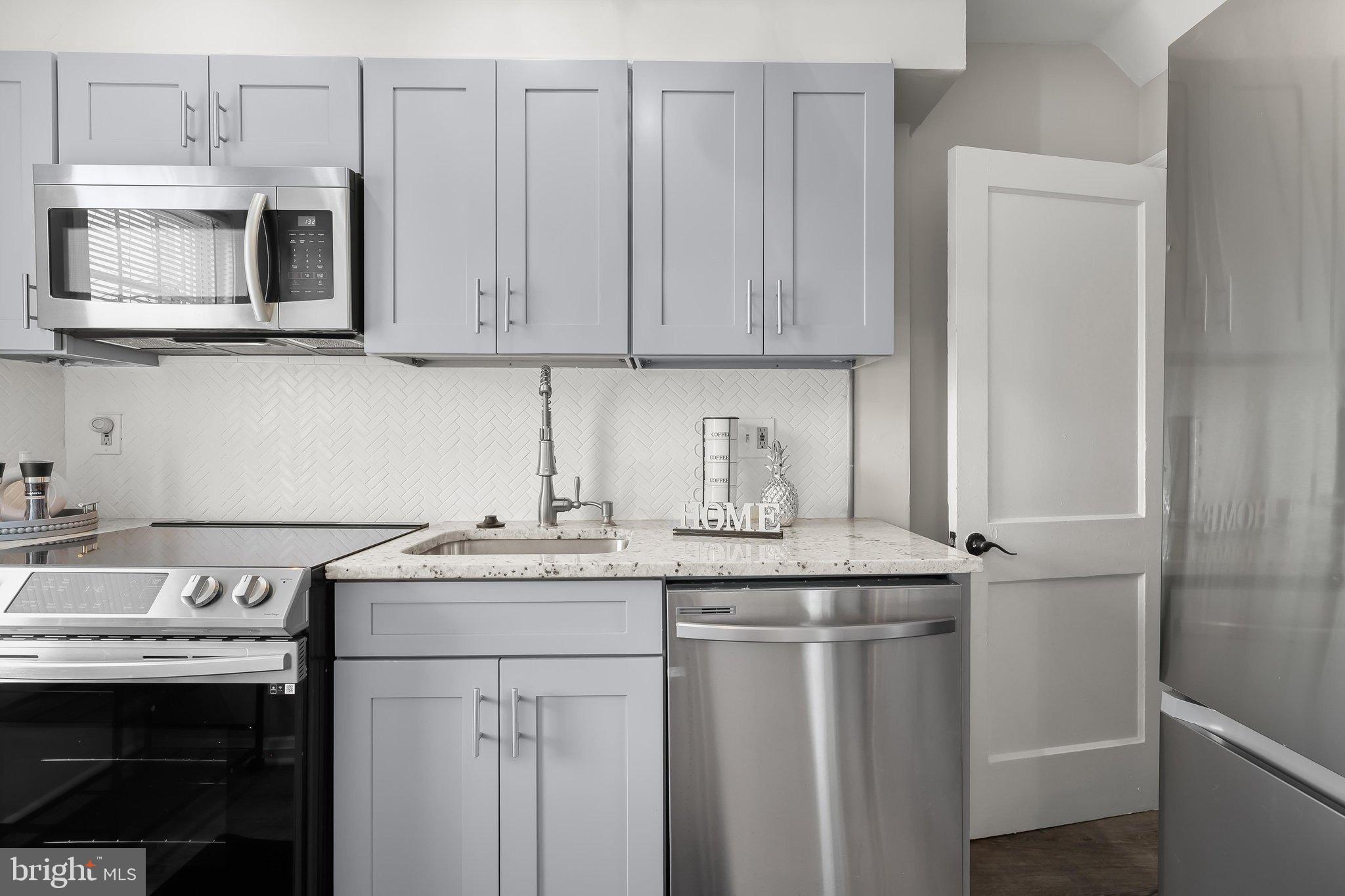 1032 Tunbridge Road Baltimore, MD 21212 - Photo 15 of 34 Kitchen