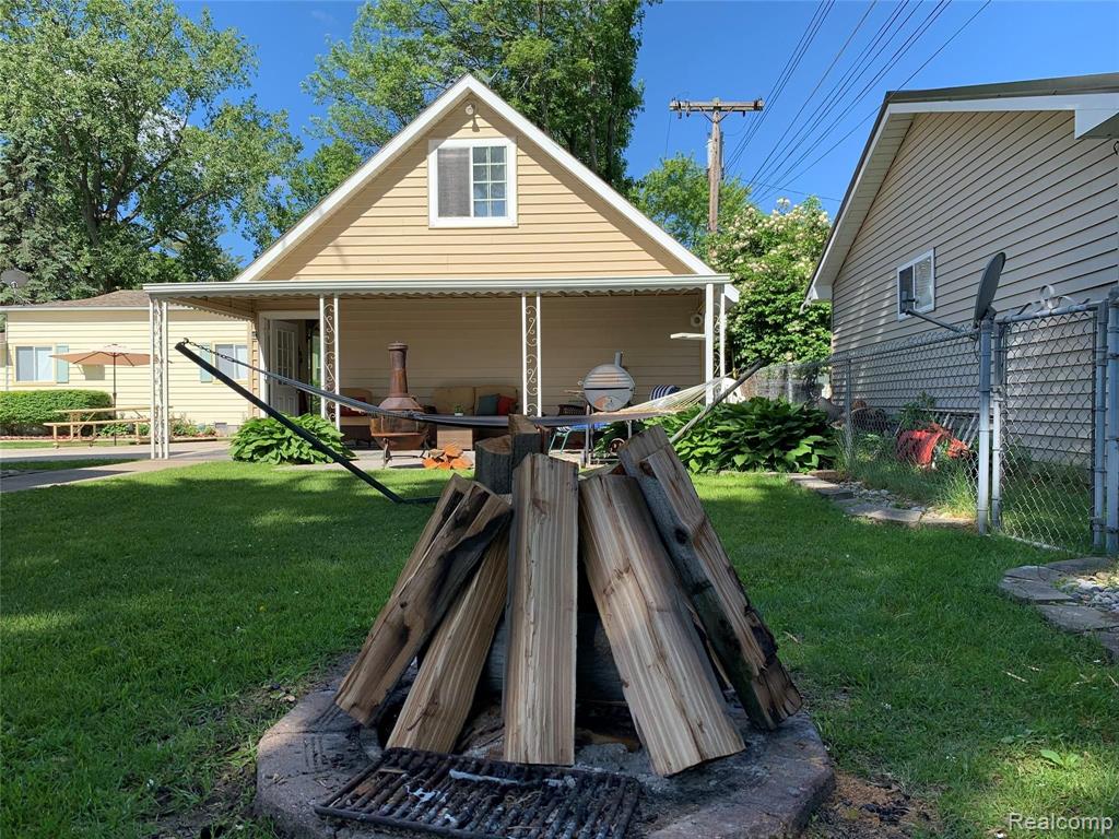 7497 Birchcrest Road Lexington, MI 48450 - Photo 7 of 40