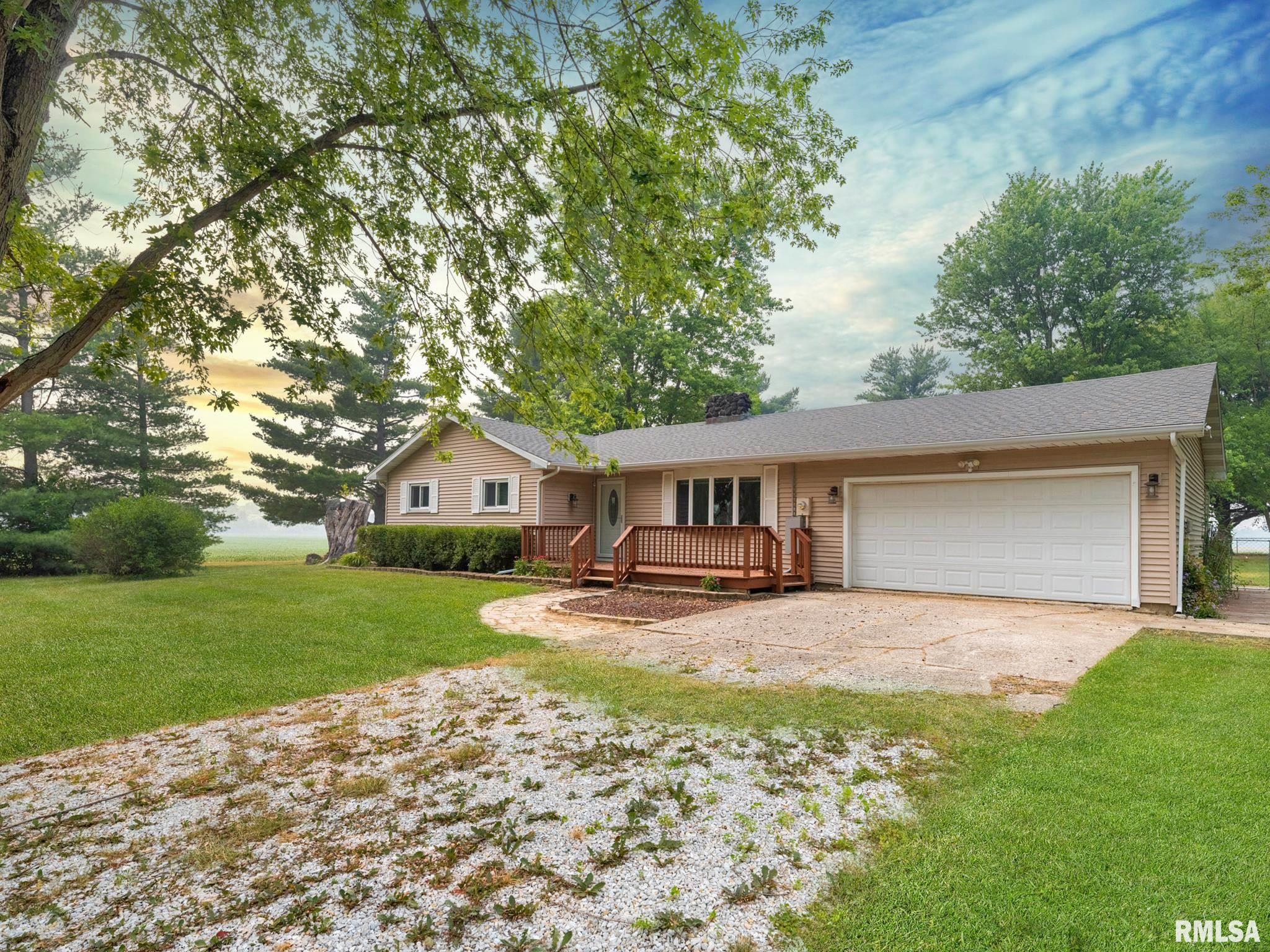 7325 West Lancaster Road Peoria, IL 61607 - Photo 2 of 60