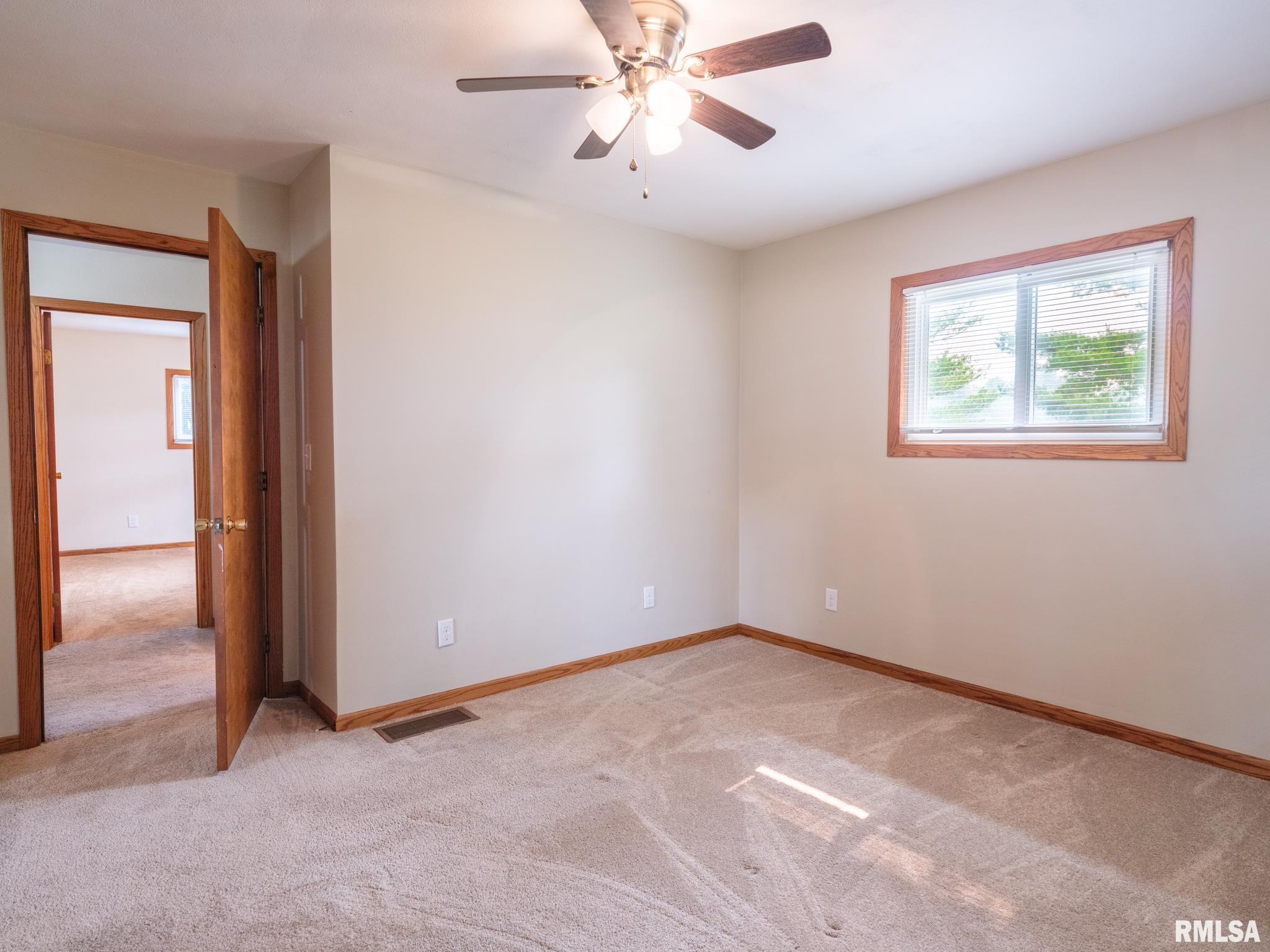 7325 West Lancaster Road Peoria, IL 61607 - Photo 27 of 60