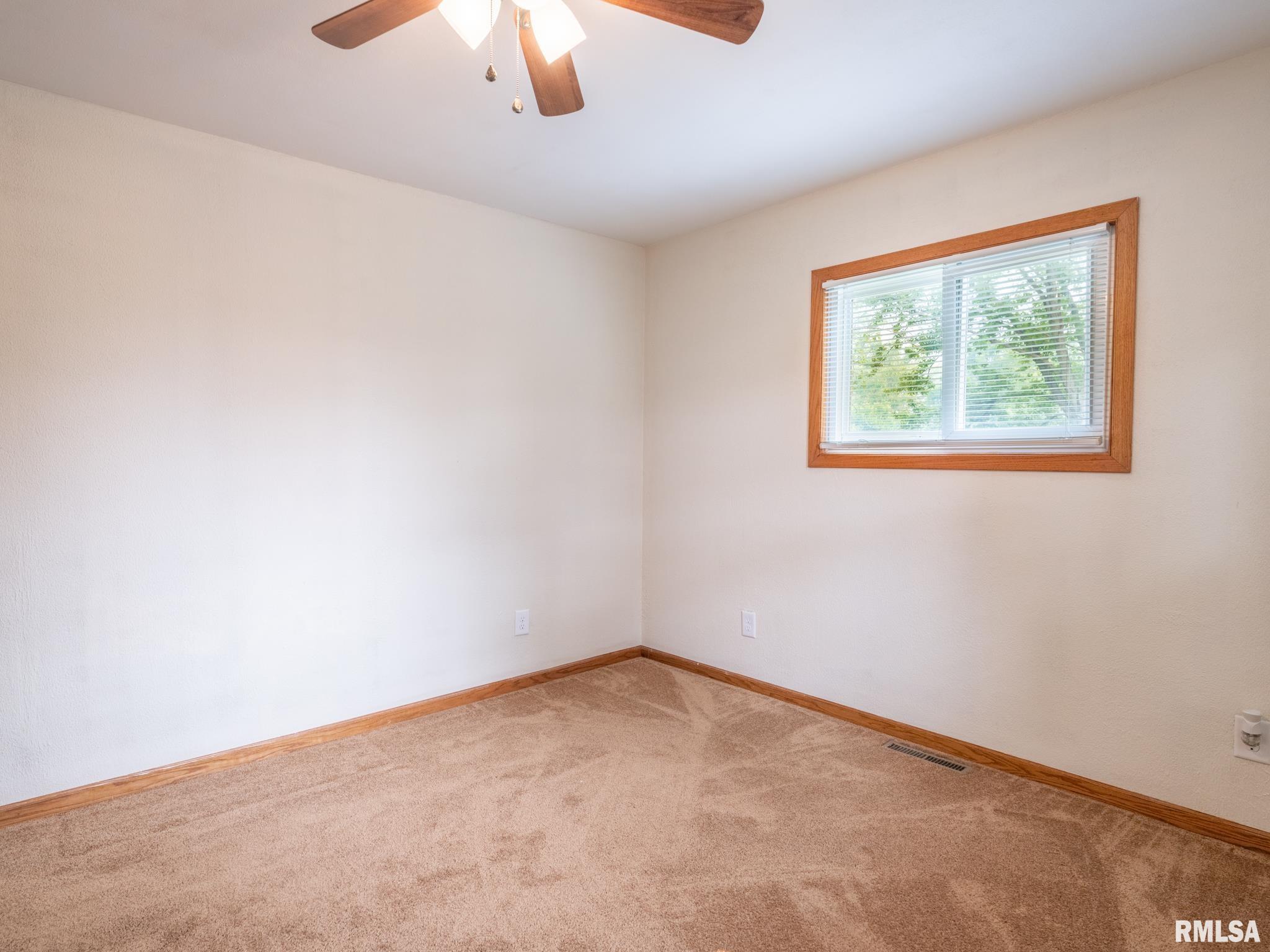 7325 West Lancaster Road Peoria, IL 61607 - Photo 29 of 60