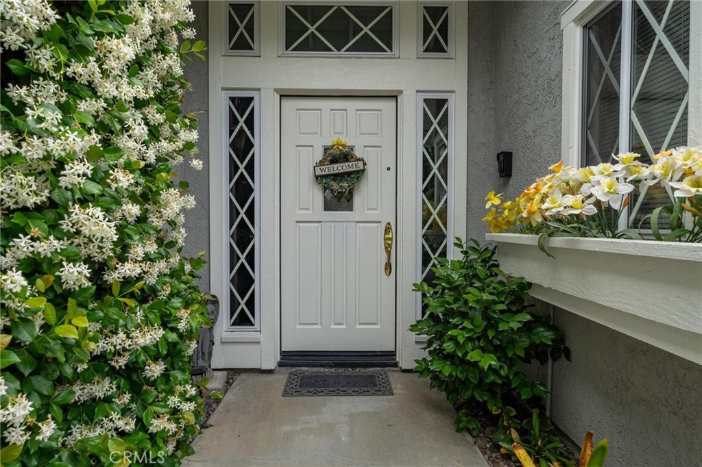 26072 Charing Cross Road Valencia, CA 91355 - Photo 48 of 105