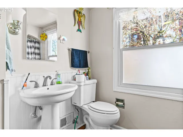 $895,000 | 508 East 14th Avenue, Eugene, OR 97401