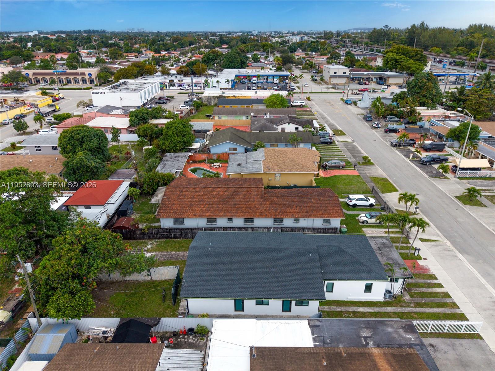 458 East 20th Street Hialeah, FL 33013 - Photo 20 of 54 Gallery Image 20