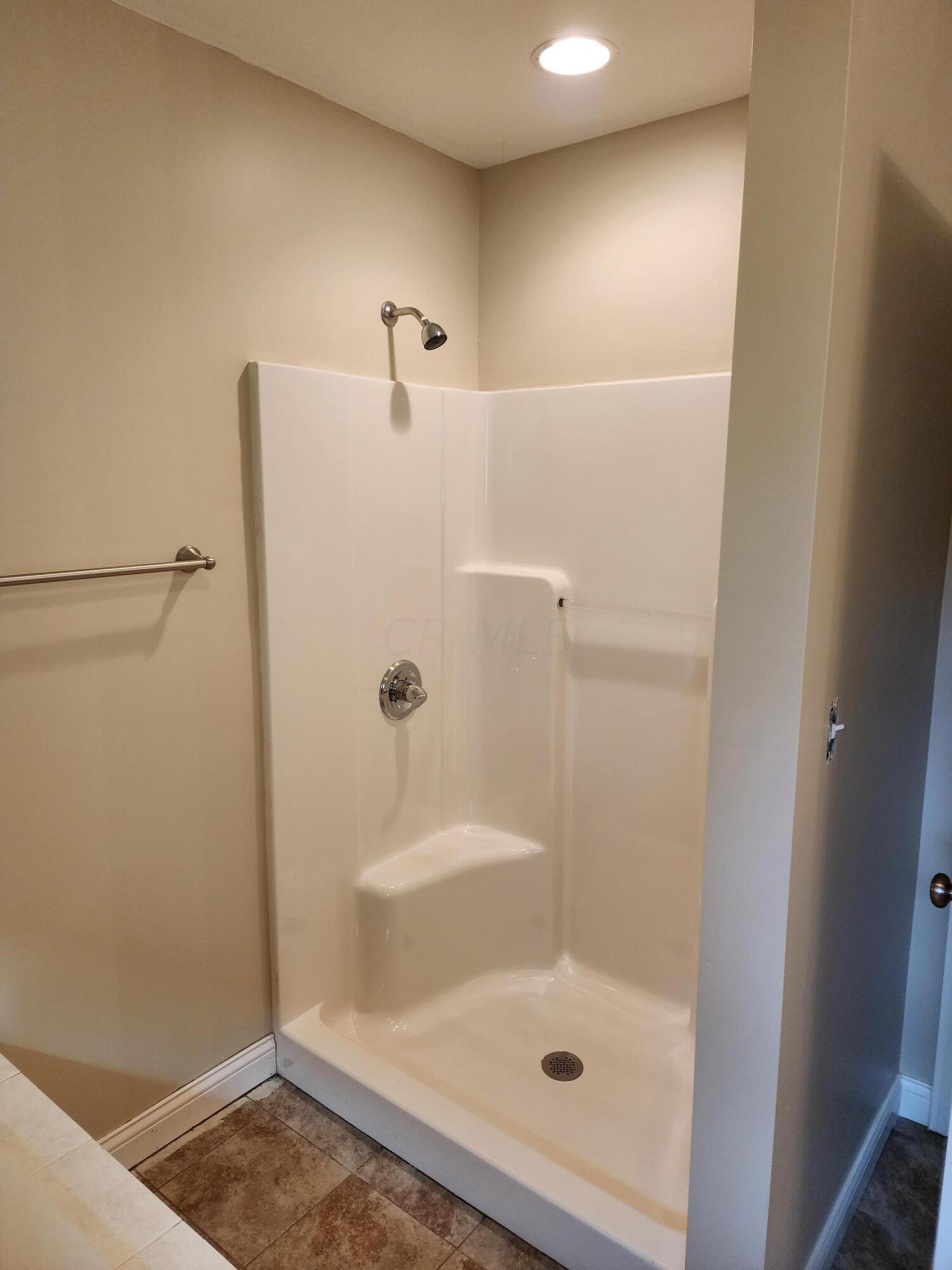 136 Jefferson Road Newark, OH 43055 - Photo 27 of 43 20230111_143602