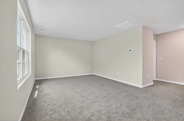 $297,499 | 1450 Cattleman Acres Drive, Inman, SC 29349