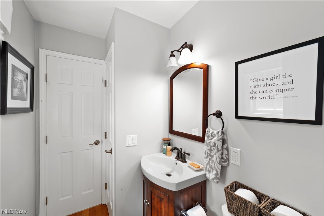 4035 Stoney Ridge Road Avon, OH 44011 - Photo 10 of 24