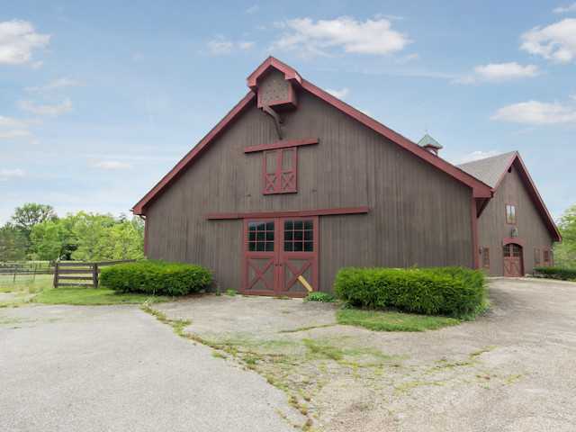 2300 Colts Neck Road Blacklick, OH 43004 - Photo 12 of 25 Gallery Image 12