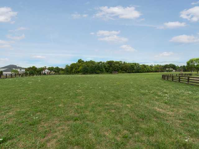 2300 Colts Neck Road Blacklick, OH 43004 - Photo 20 of 25 Gallery Image 20