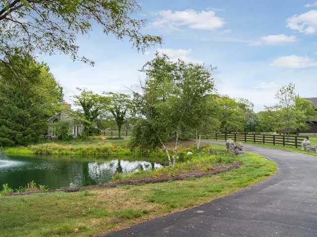 2300 Colts Neck Road Blacklick, OH 43004 - Photo 2 of 25 Gallery Image 2
