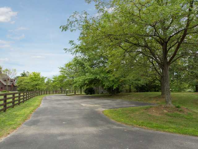 2300 Colts Neck Road Blacklick, OH 43004 - Photo 22 of 25 Gallery Image 22