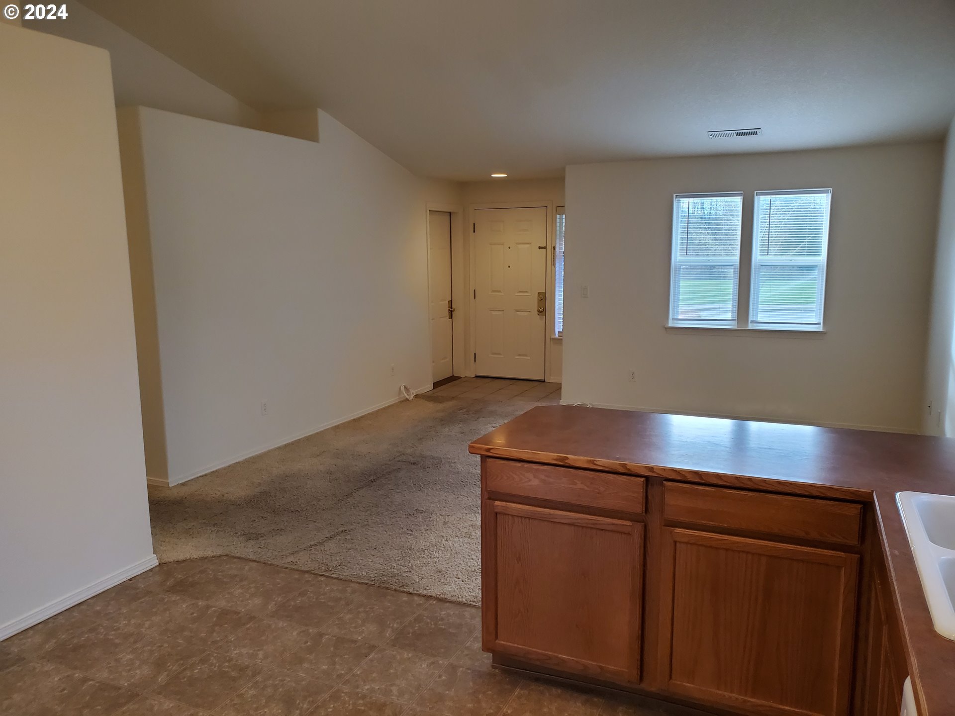 1555 South 57th Place Springfield, OR 97478 - Photo 12 of 39 Gallery Image 12