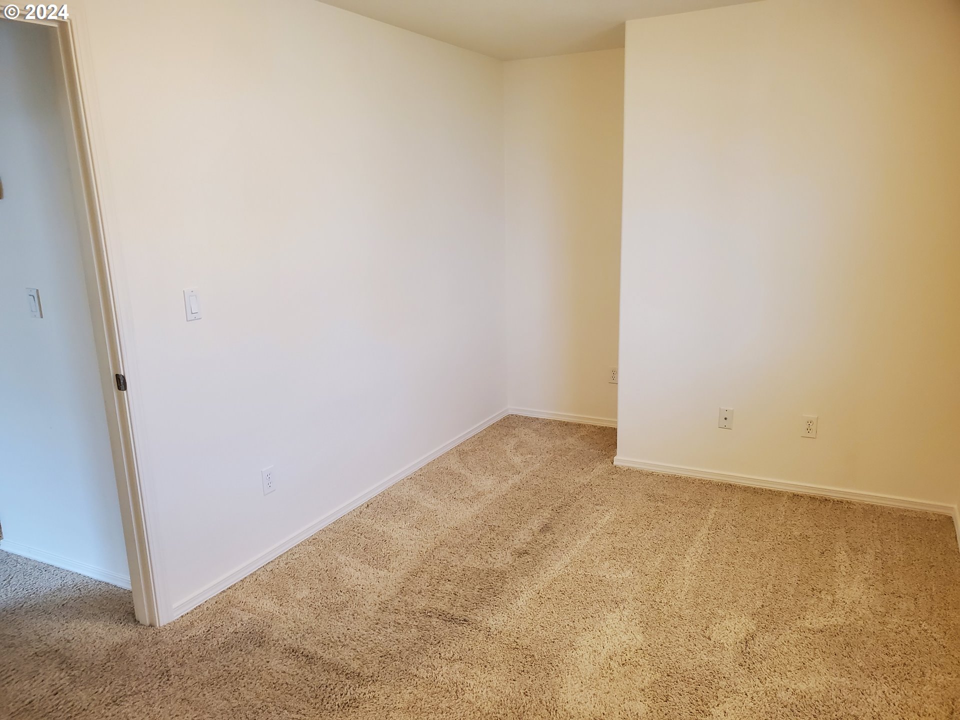 1555 South 57th Place Springfield, OR 97478 - Photo 24 of 39 Gallery Image 24