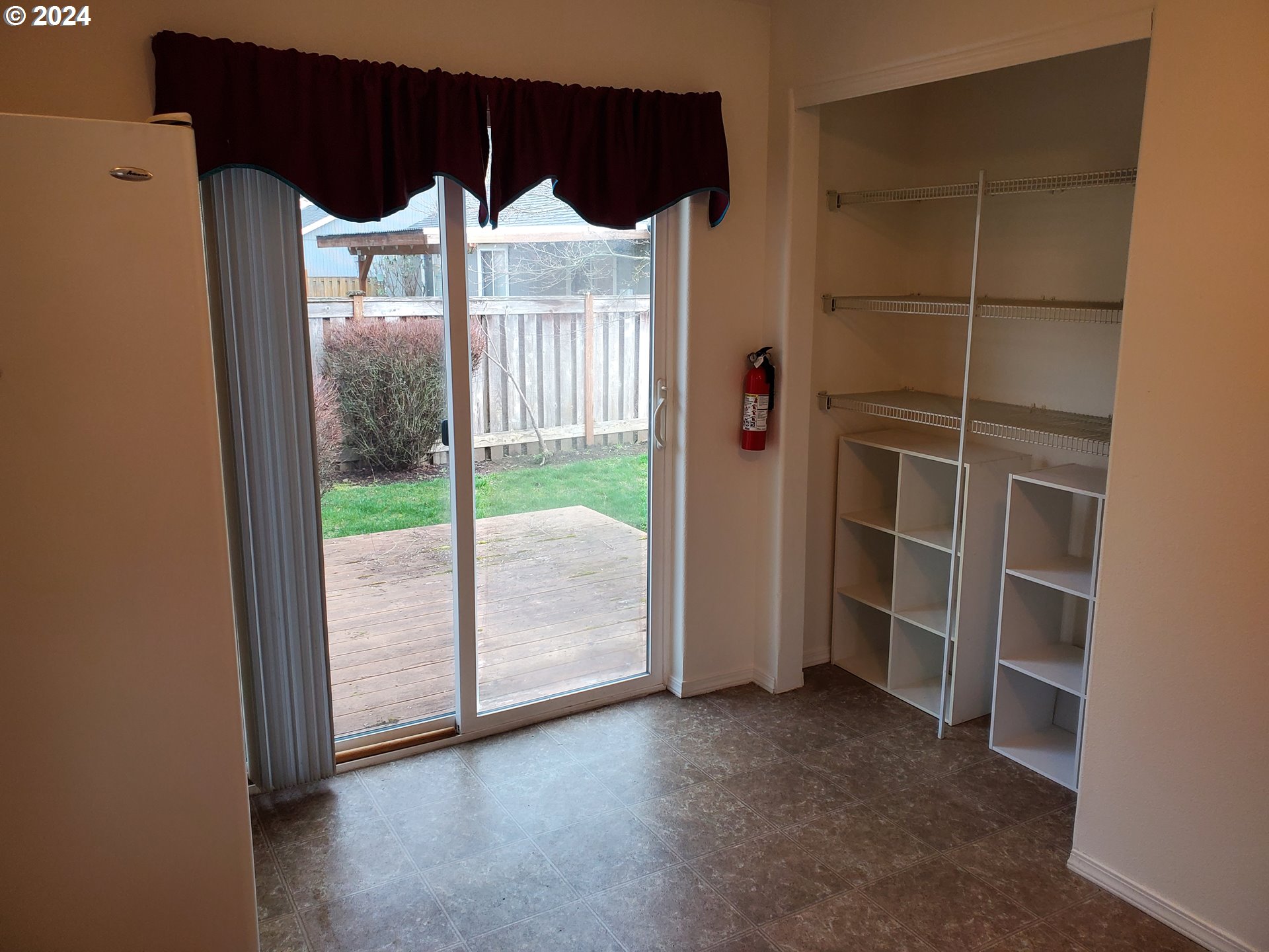 1555 South 57th Place Springfield, OR 97478 - Photo 10 of 39 Gallery Image 10