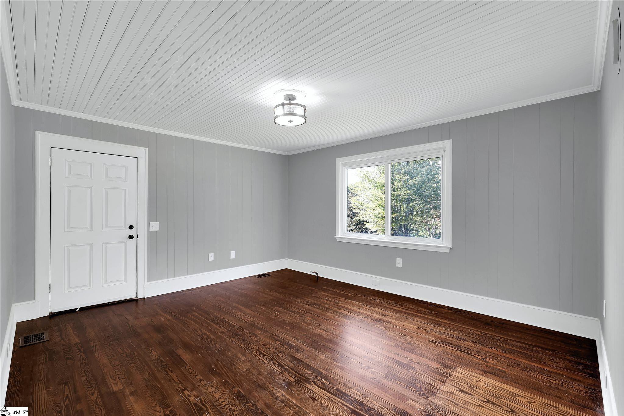 145 Margaret Street Easley, SC 29640 - Photo 7 of 13