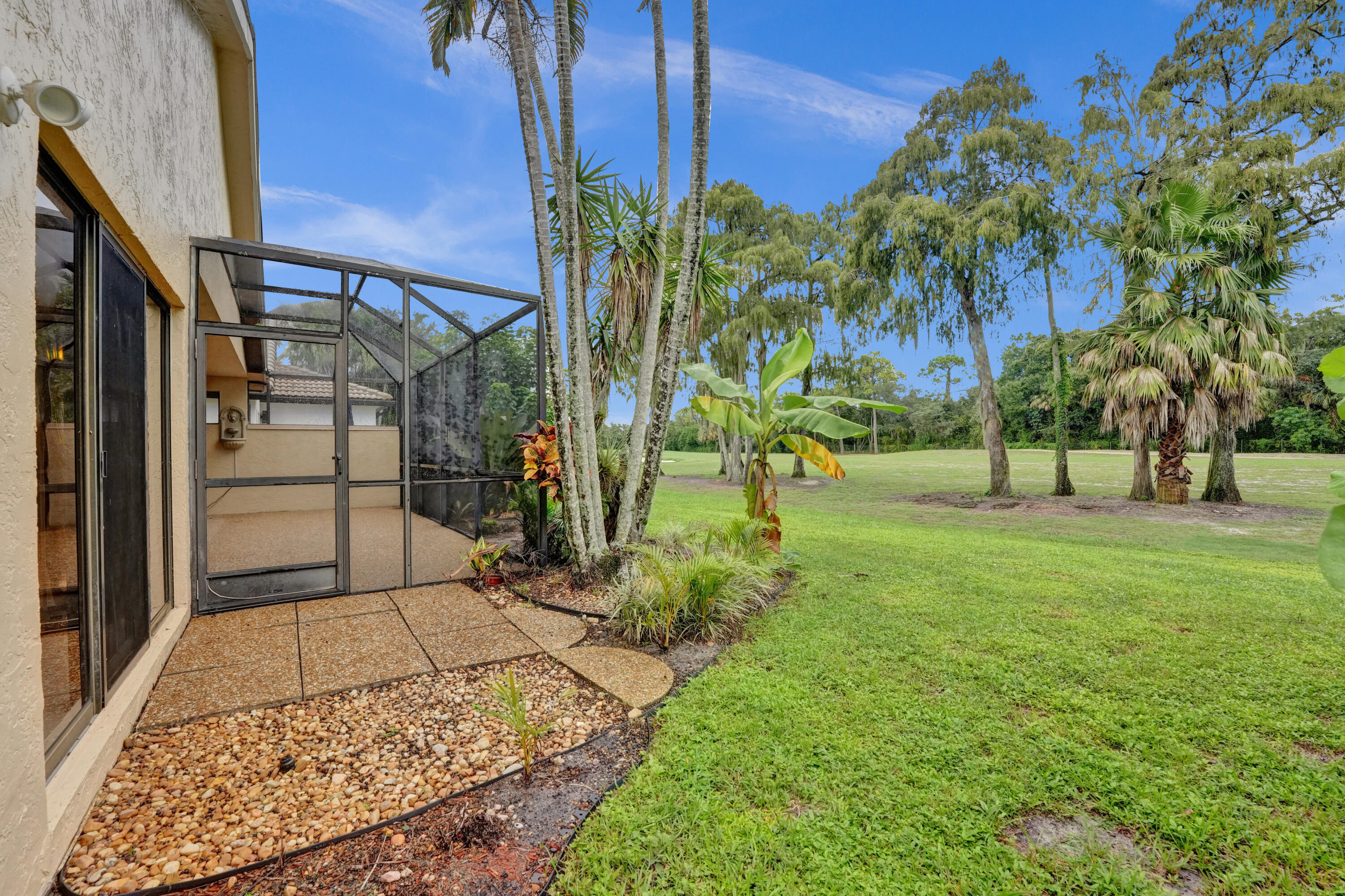 11111 Highland Circle Boca Raton, FL 33428 - Photo 36 of 49 Back of House