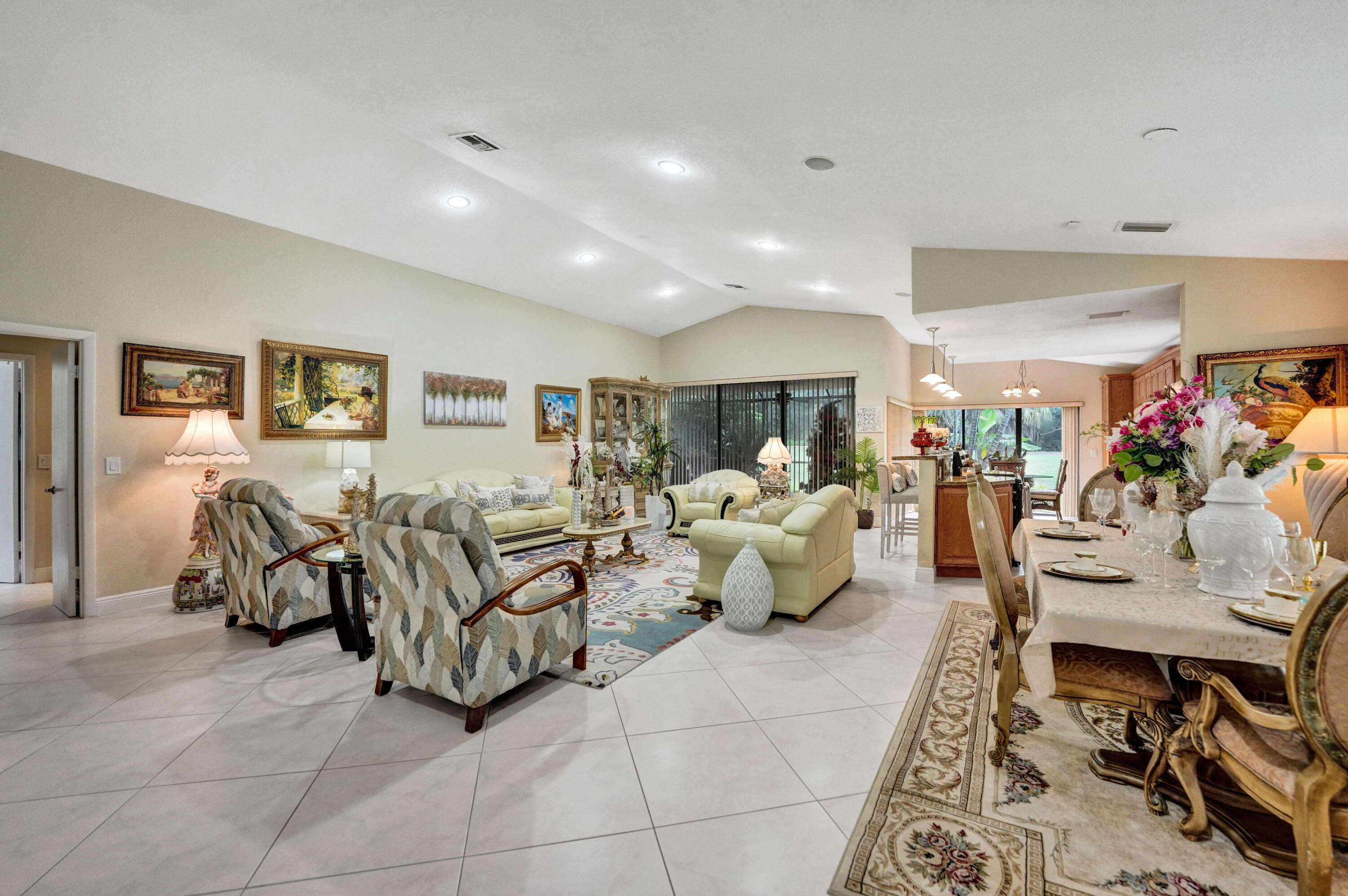 11111 Highland Circle Boca Raton, FL 33428 - Photo 8 of 49 Dining & Living Rooms
