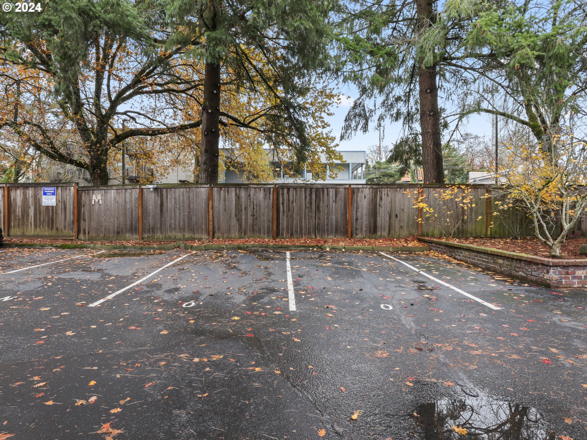 2531 Southwest Spring Garden Street, Unit 17 Portland, OR 97219 - Photo 38 of 38 Gallery Image 38