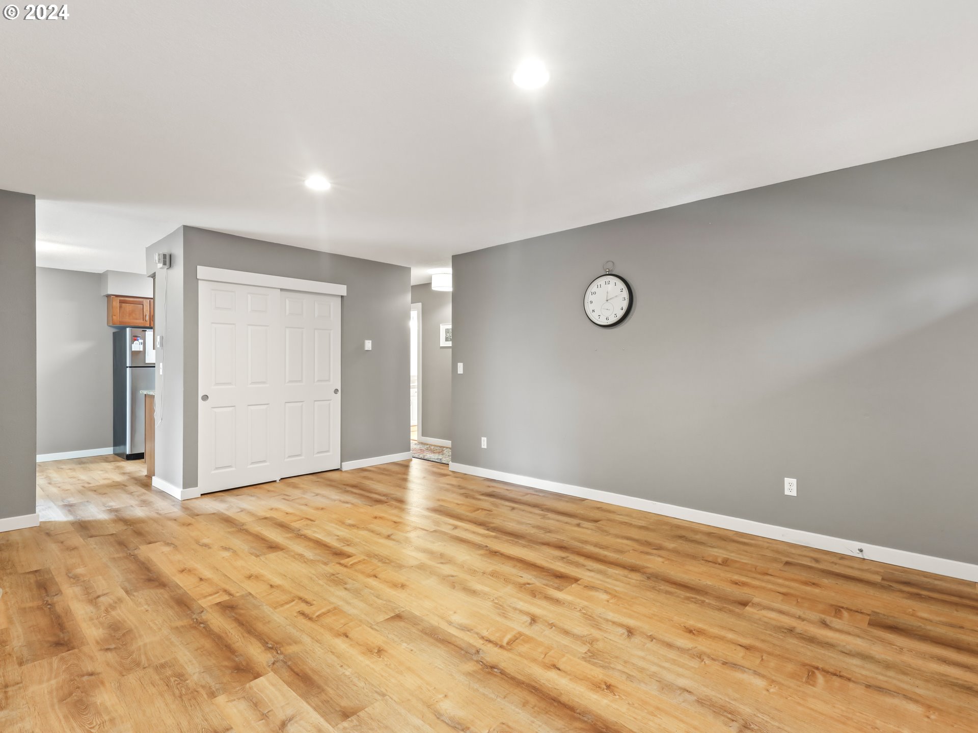 2531 Southwest Spring Garden Street, Unit 17 Portland, OR 97219 - Photo 9 of 38 Gallery Image 9