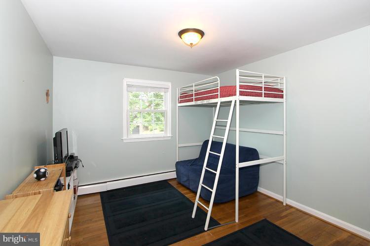 9817 Belhaven Road Bethesda, MD 20817 - Photo 12 of 22 Bedroom