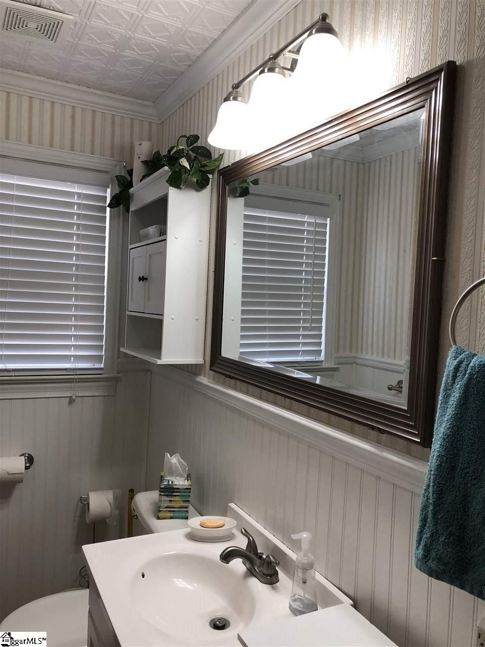 1700 Cedar Lane Road Greenville, SC 29617 - Photo 18 of 20 Gallery Image 18