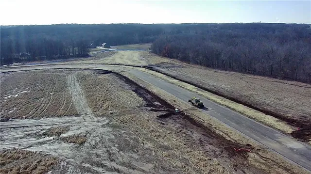 $152,250 | 14516 Stringtown Dr Lake, Greenwood, MO 64034