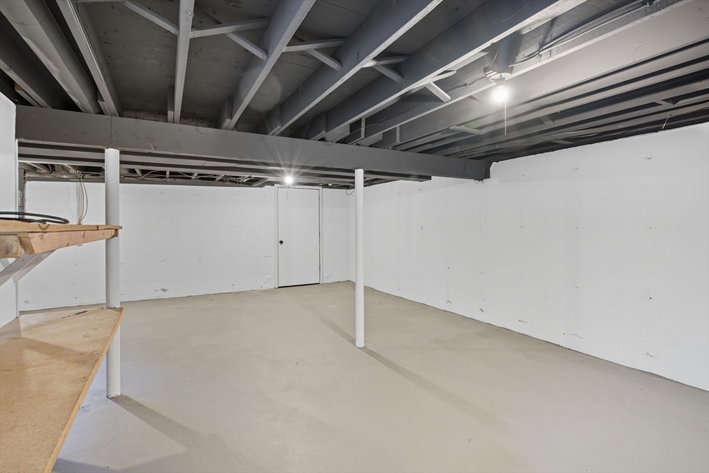 1130 Burnett Road Chicopee, MA 01020 - Photo 16 of 27