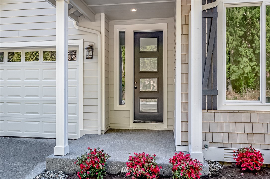 2624 Callow Road, Unit B Lake Stevens, WA 98258 - Photo 2 of 37 a view of front door with outdoor seating
