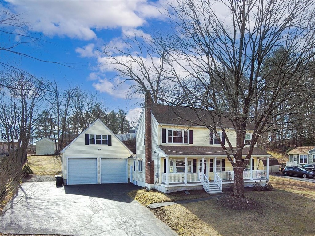 34 Anthony Road Franklin, MA 02038 - Photo 1 of 39 Gallery Image 1