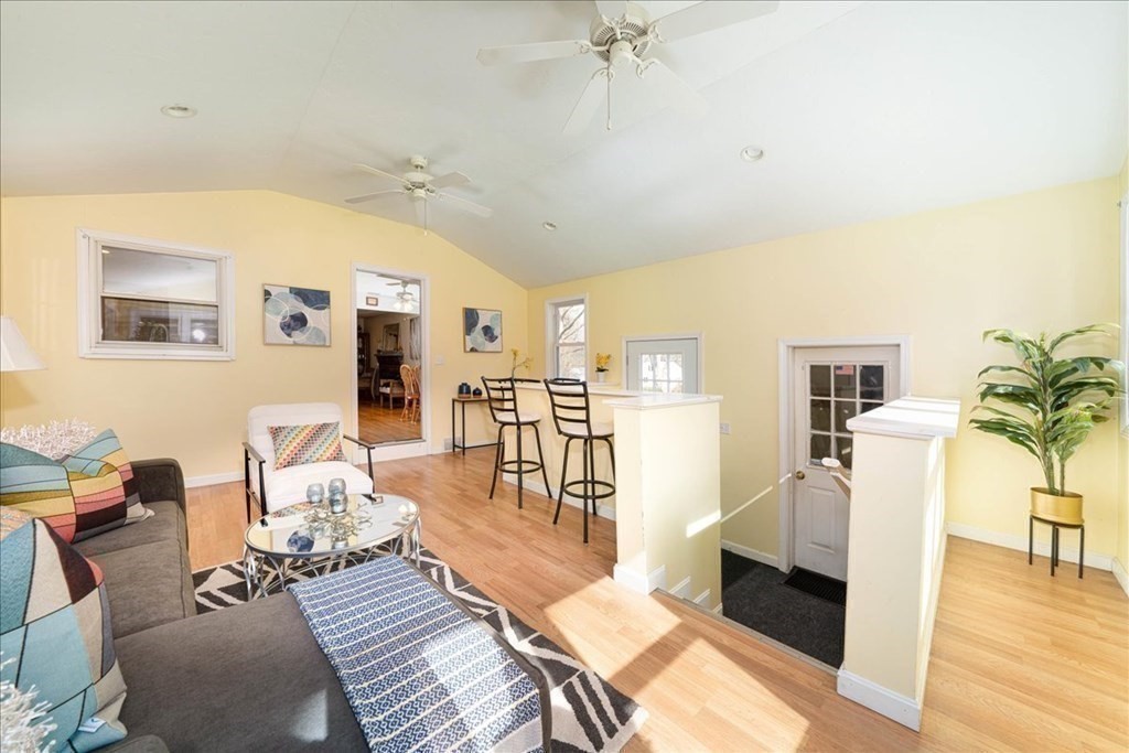 34 Anthony Road Franklin, MA 02038 - Photo 12 of 39 Gallery Image 12