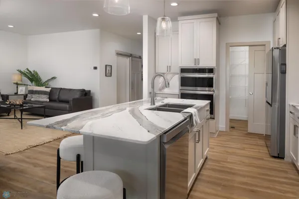 $760,000 | 8907 Cottonwood Boulevard, Horace, ND 58047