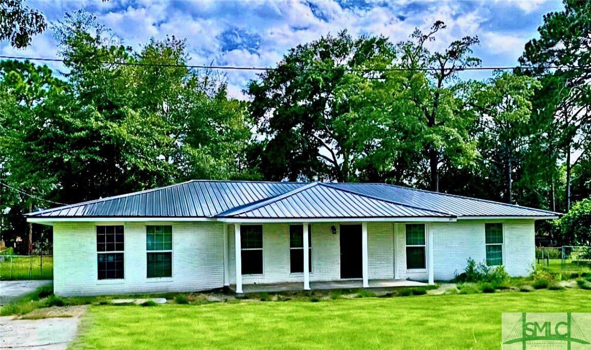 621 Lee Road Hinesville, GA 31313 - Photo 1 of 15
