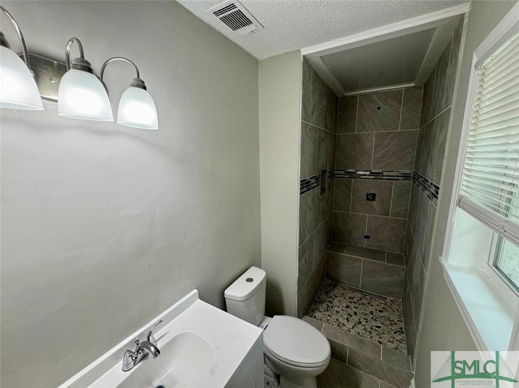 621 Lee Road Hinesville, GA 31313 - Photo 6 of 15