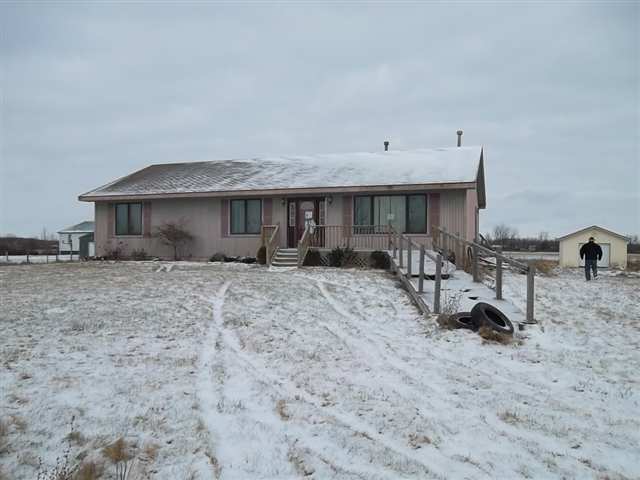 10848 Hill Road Memphis, MI 48041 - Photo 1 of 9 31089802.JPG