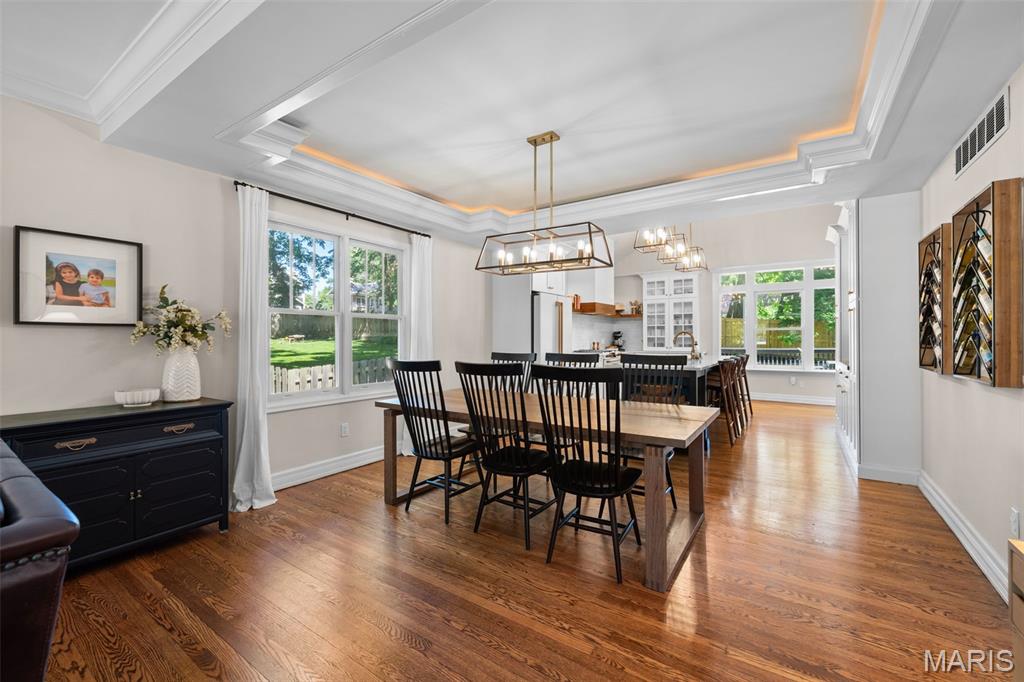 19 West Jackson Road Webster Groves, MO 63119 - Photo 10 of 46 Gallery Image 10