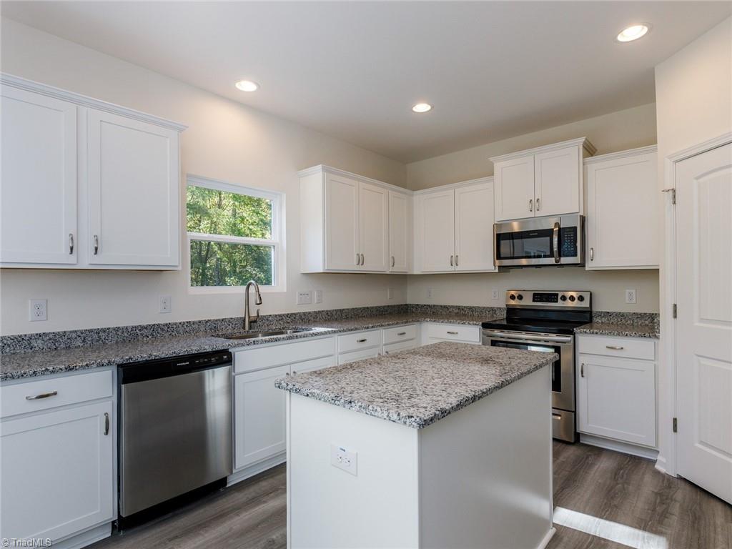 107 Charleston Ridge Drive Mocksville, NC 27028 - Photo 6 of 29
