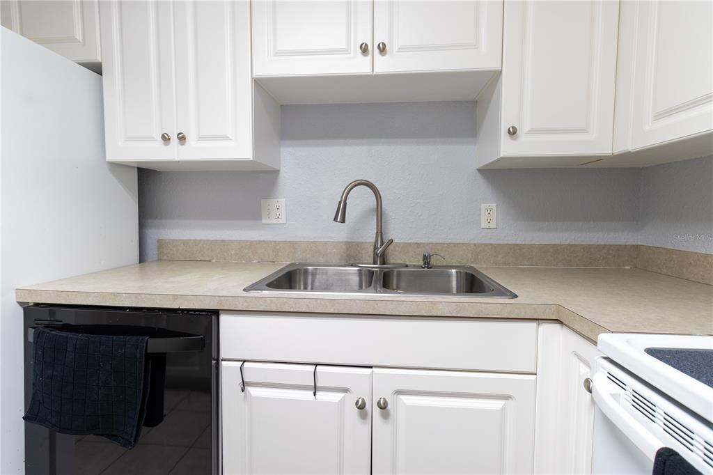 501 Southwest 75th Street, Unit A11 Gainesville, FL 32607 - Photo 20 of 40