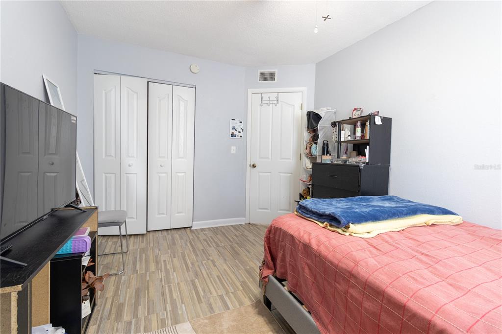 501 Southwest 75th Street, Unit A11 Gainesville, FL 32607 - Photo 27 of 40