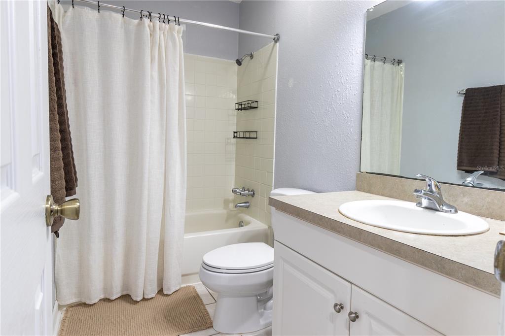 501 Southwest 75th Street, Unit A11 Gainesville, FL 32607 - Photo 28 of 40