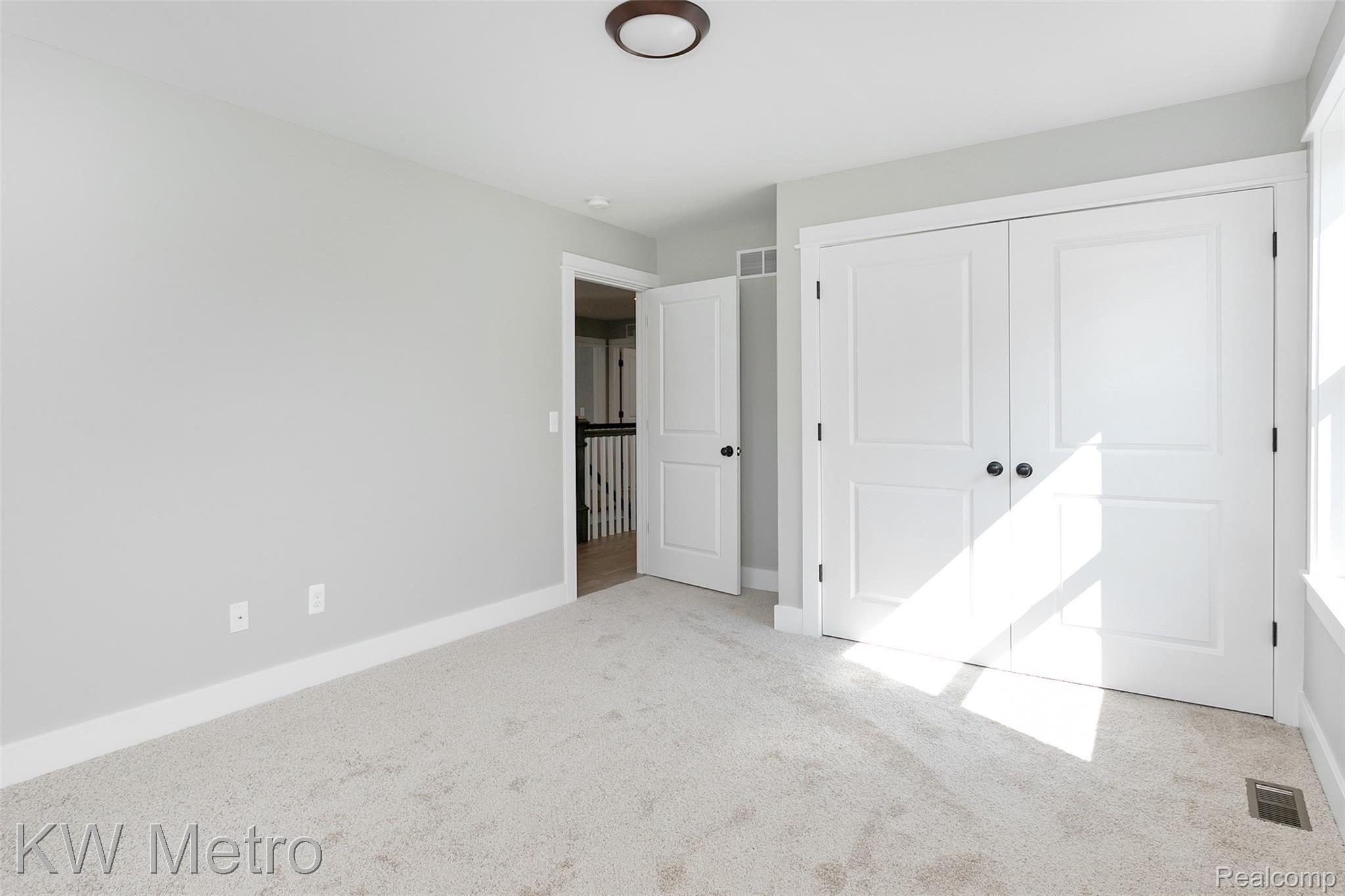 4107 Highfield Road Royal Oak, MI 48073 - Photo 35 of 43 Highfield-33.jpg